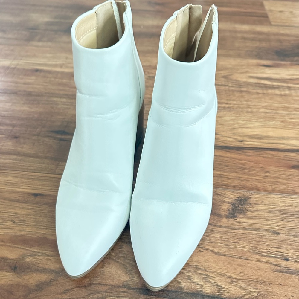 Elegant White Ankle Boots